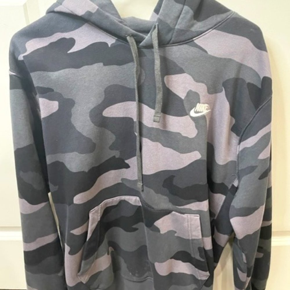 Nike Grey Camo Hoodie